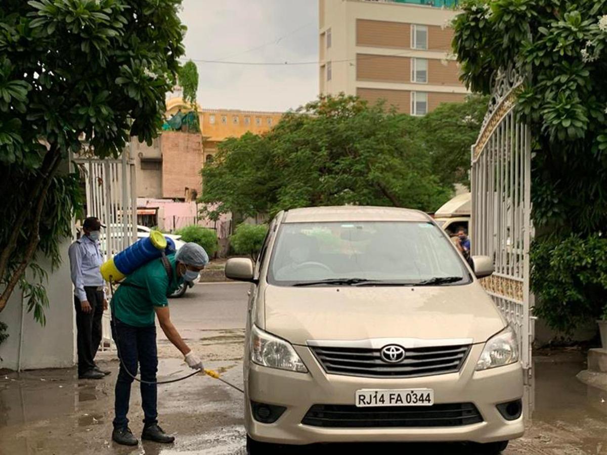 Devraj Niwas Hotel Jaipur Bagian luar foto
