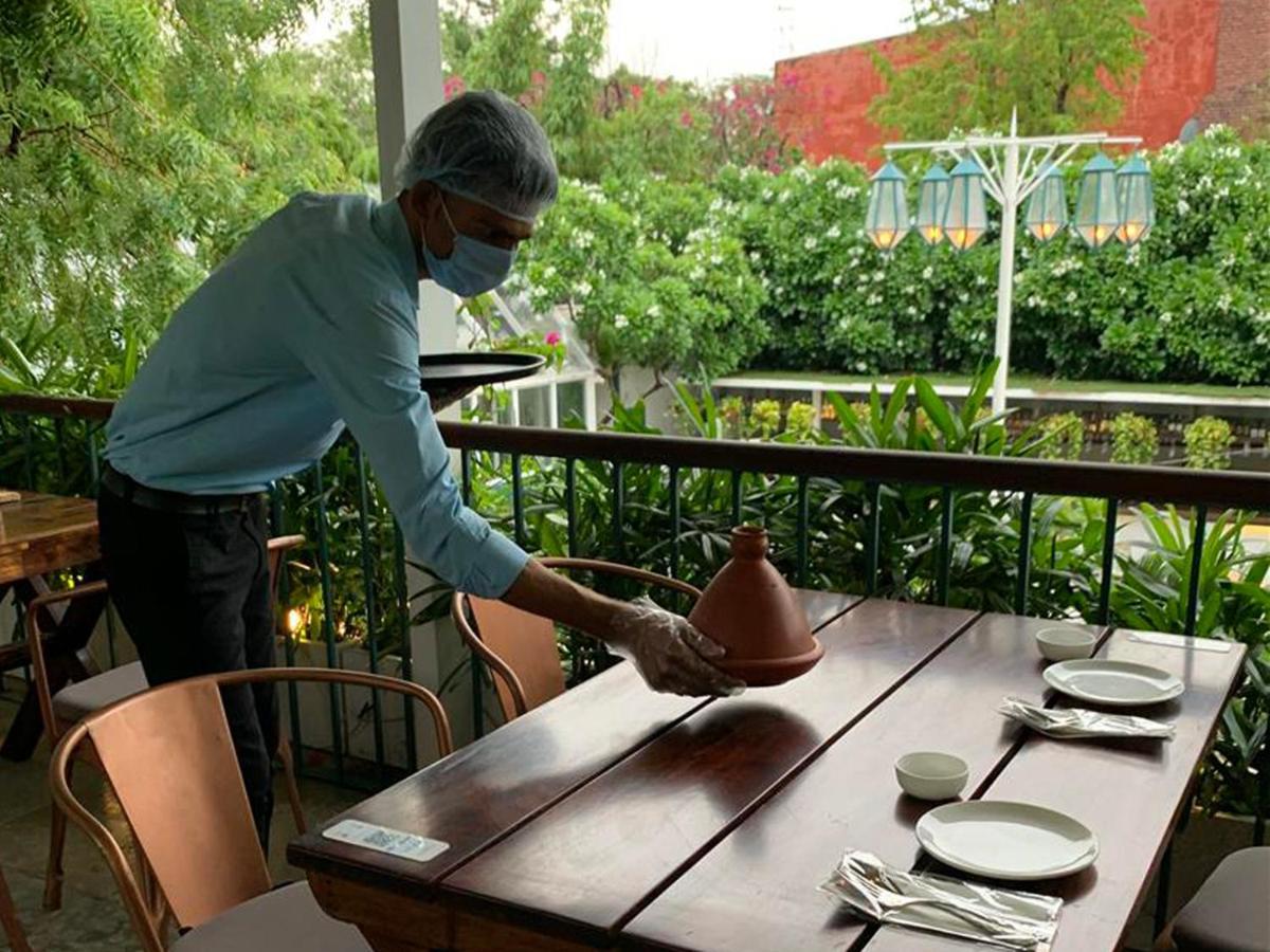 Devraj Niwas Hotel Jaipur Bagian luar foto
