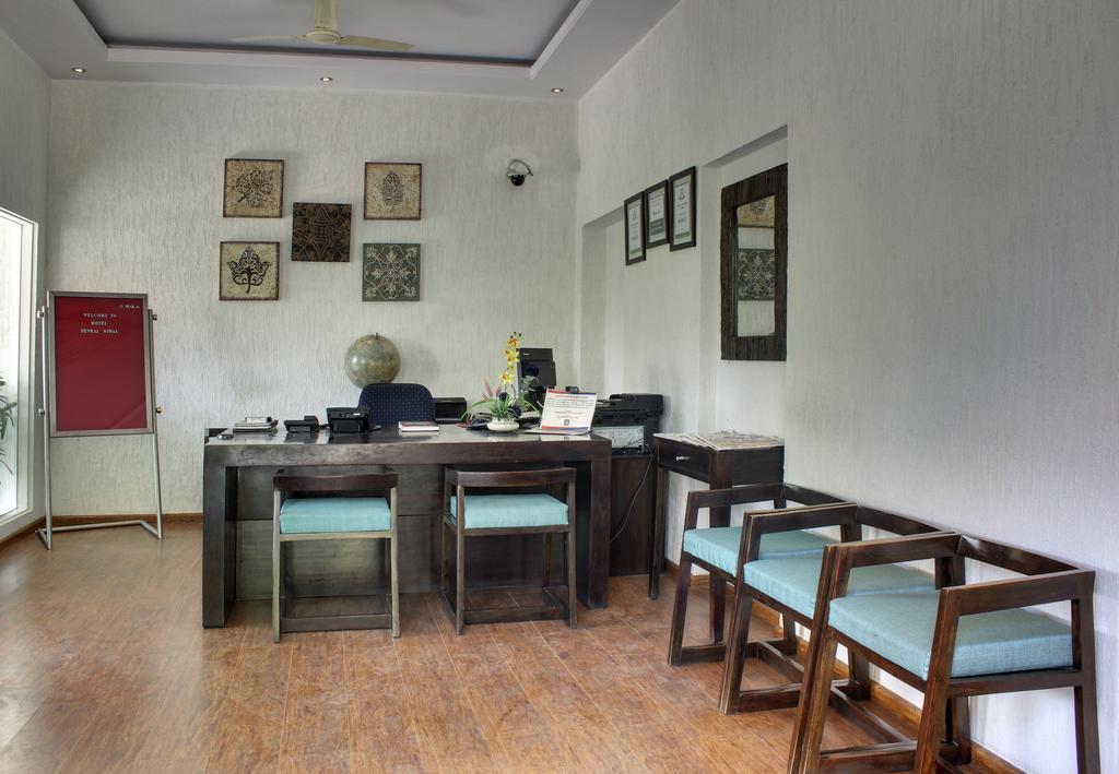 Devraj Niwas Hotel Jaipur Bagian luar foto
