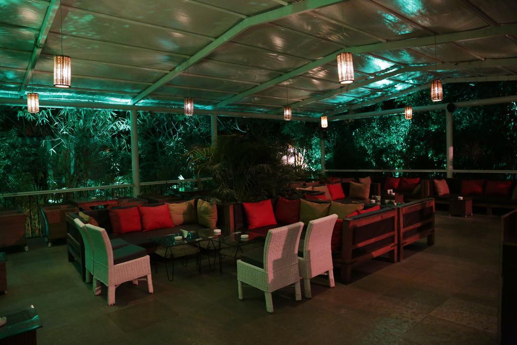 Devraj Niwas Hotel Jaipur Bagian luar foto