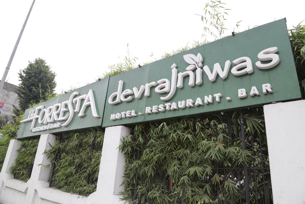 Devraj Niwas Hotel Jaipur Bagian luar foto