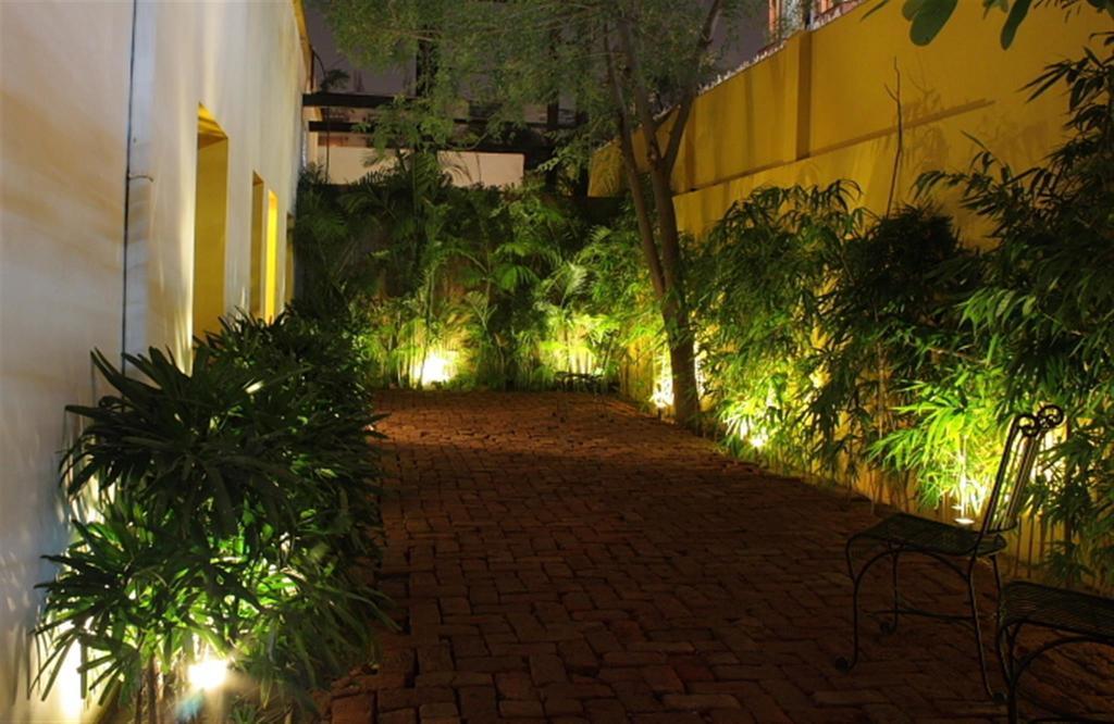 Devraj Niwas Hotel Jaipur Bagian luar foto